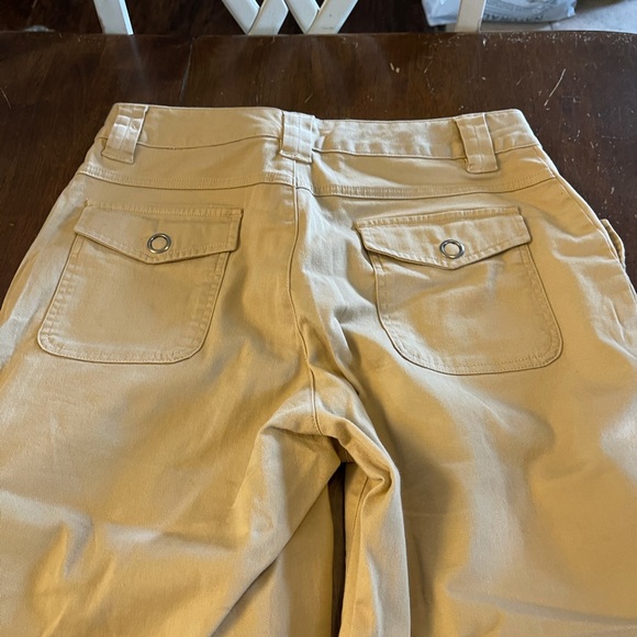 Gander Mountain Women Cropped Pants 12 Capri EUC - Picture 5 of 6